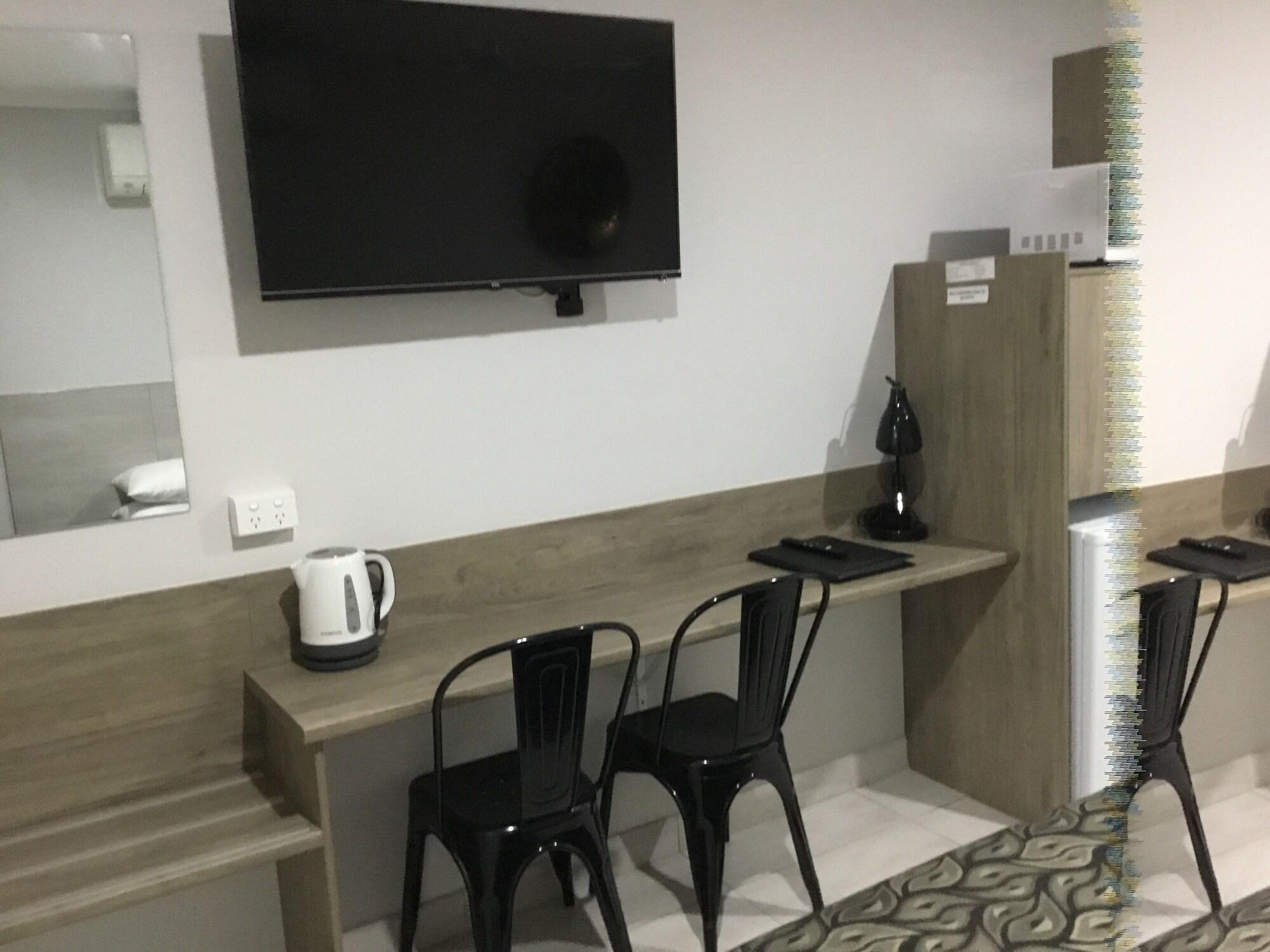 Golden Palms Motor Inn Bundaberg Buitenkant foto